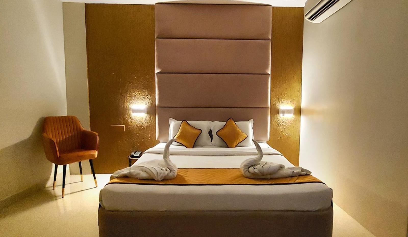 Hotel Mgm Grand Шрикалахащи Екстериор снимка