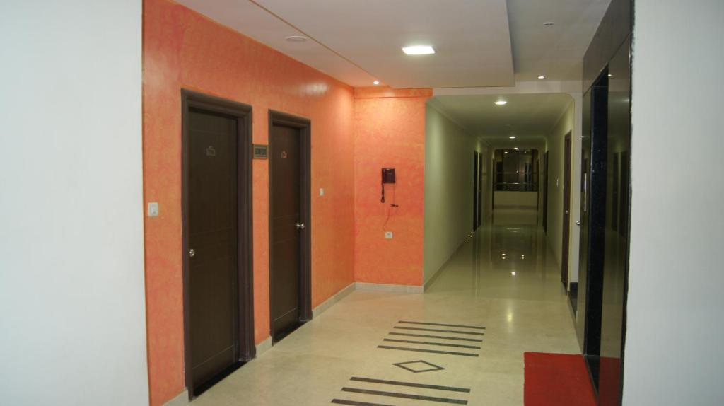 Hotel Mgm Grand Шрикалахащи Екстериор снимка